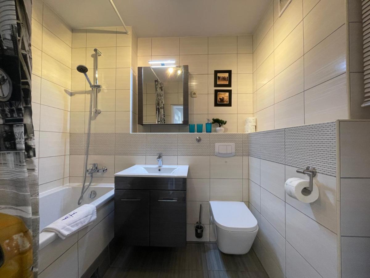 Wolin-Travel Apartament Dom Przy Parku مينززدرويه المظهر الخارجي الصورة